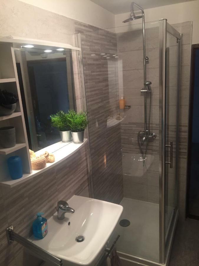 Apartman Cvenkica Омишаль Екстер'єр фото