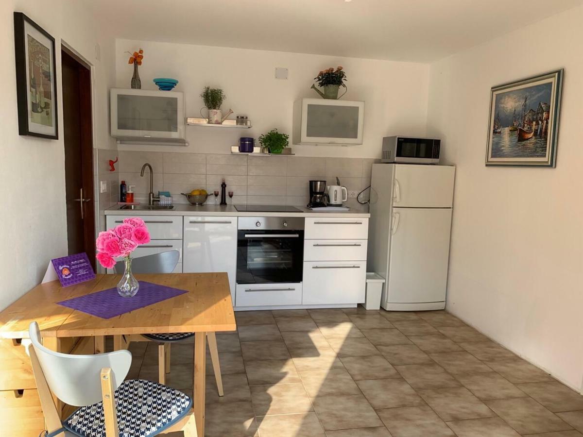 Apartman Cvenkica Омишаль Екстер'єр фото